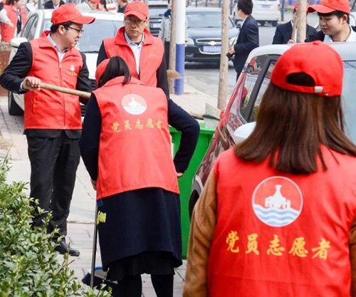 學習雷鋒好榜樣 汝行集團在行動